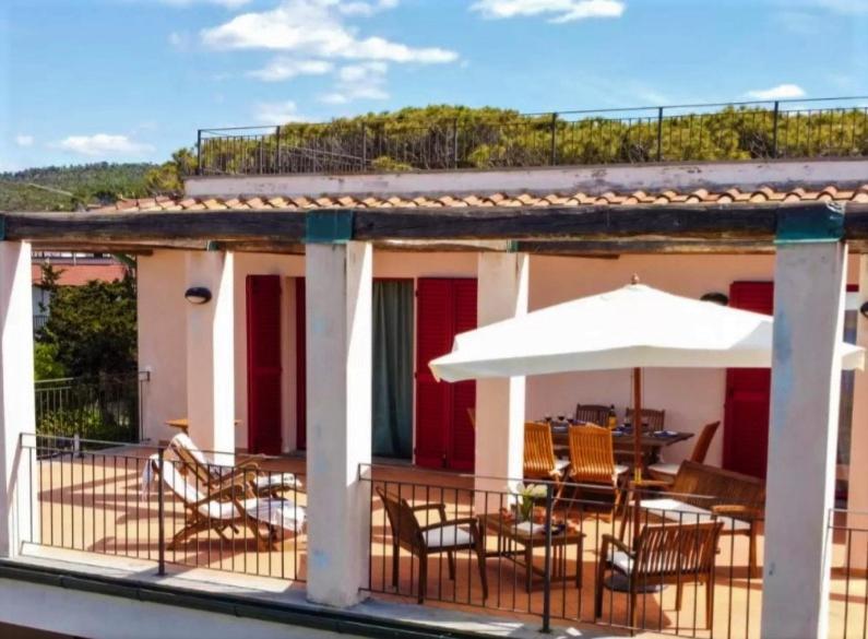 Residence Solalto San Vincenzo Ngoại thất bức ảnh